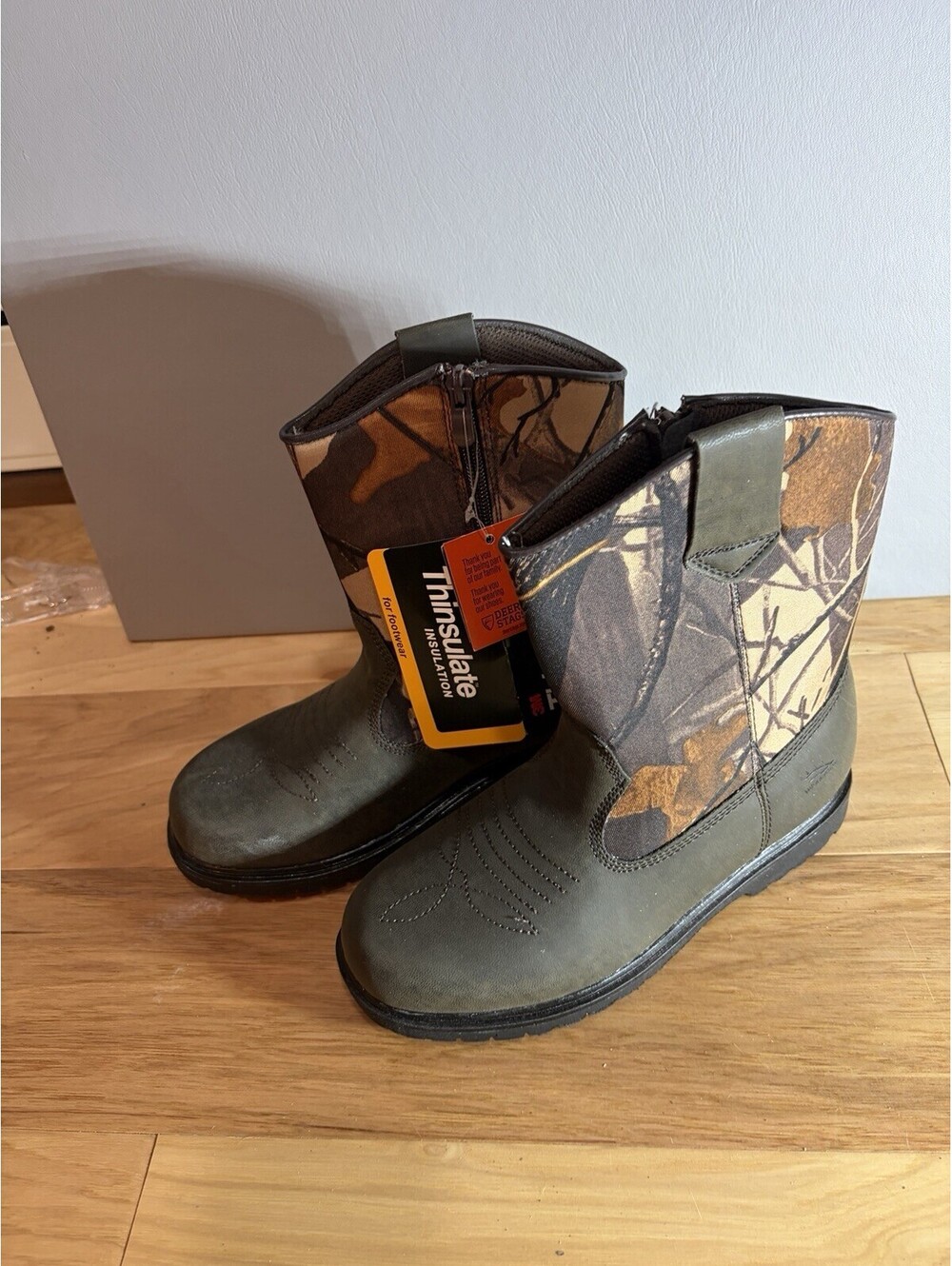 Deer Stags Tour Boots Boys Dark Brown Camo Size 4 M - Water Repellent
